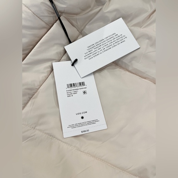 NEW UGG - Sydnee Reversible Puffer Vest - Picture 13 of 16